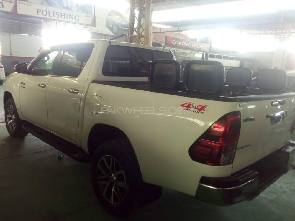 Toyota Hilux 2019 for Sale in Karachi Toyota Hilux 2019 for Sale in Karachi Image-4
