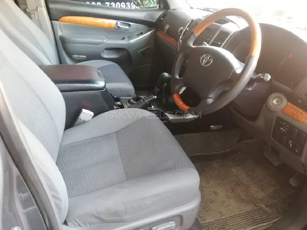 Toyota Prado 2004 for Sale in Multan Toyota Prado 2004 for Sale in Multan Image-5