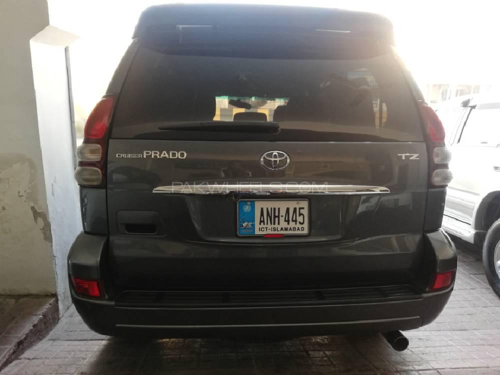 Toyota Prado 2004 for Sale in Multan Toyota Prado 2004 for Sale in Multan Image-9