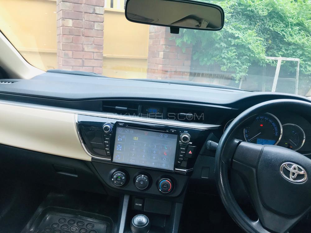 Toyota Corolla 2015 for Sale in Lahore Toyota Corolla 2015 for Sale in Lahore Image-8