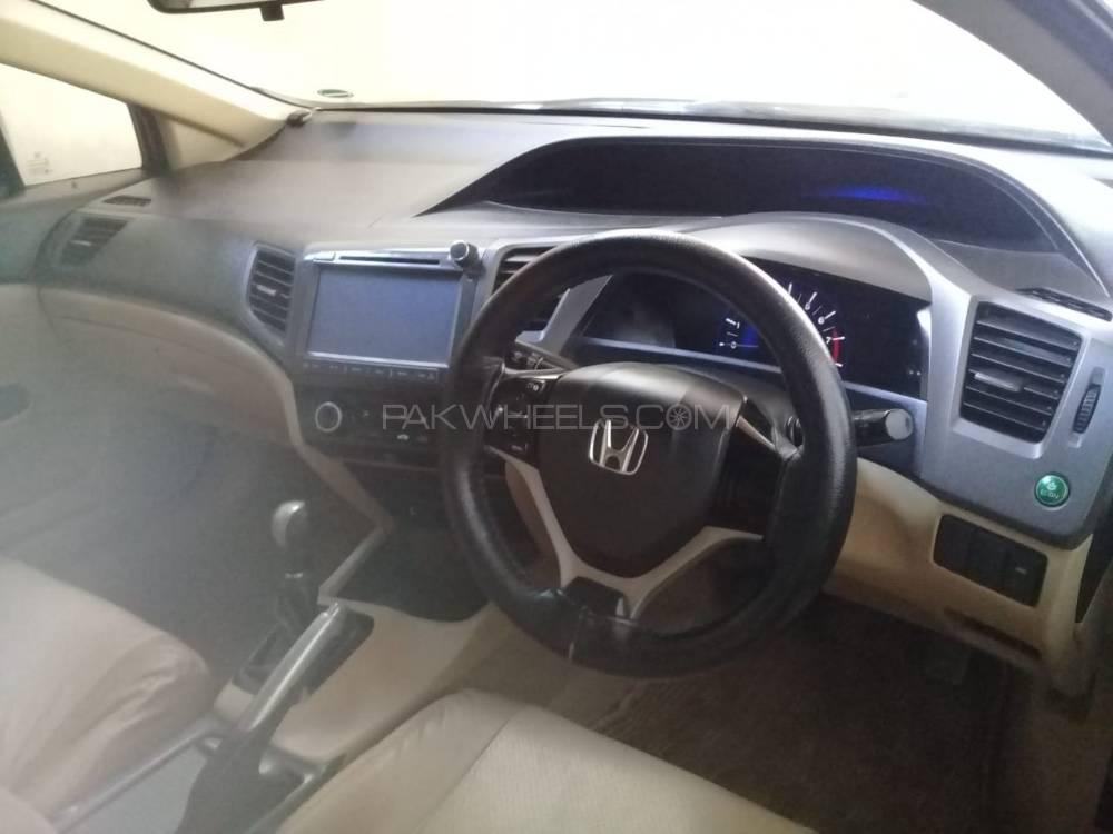 Honda Civic 2013 for Sale in Chichawatni Honda Civic 2013 for Sale in Chichawatni Image-4