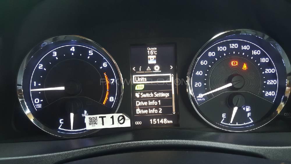 Toyota Corolla 2018 for Sale in Peshawar Toyota Corolla 2018 for Sale in Peshawar Image-12