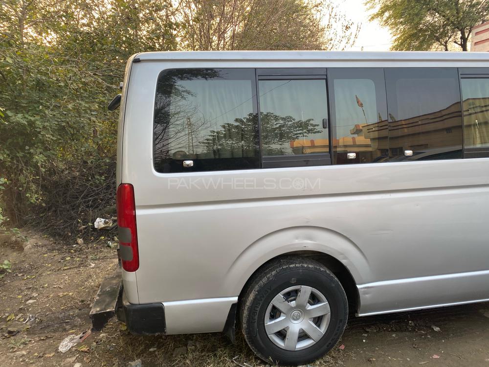 Toyota Hiace 2011 for Sale in Rawalpindi Toyota Hiace 2011 for Sale in Rawalpindi Image-8