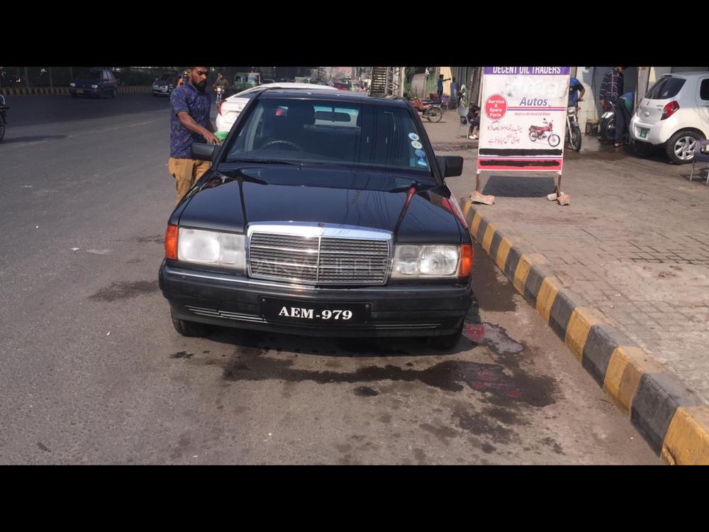 Mercedes Benz E Class 1993 for Sale in Lahore Image-1