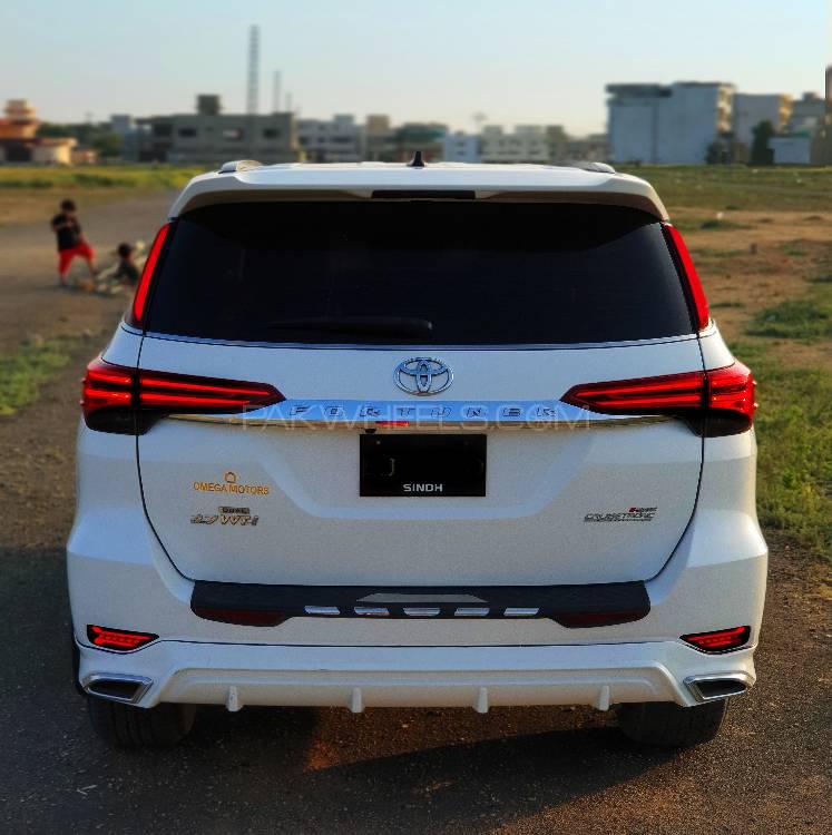 Toyota Fortuner 2017 for Sale in Karachi Toyota Fortuner 2017 for Sale in Karachi Image-2
