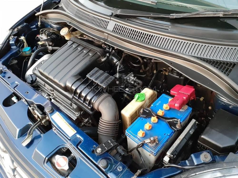 Suzuki Swift 2013 for Sale in Karachi Suzuki Swift 2013 for Sale in Karachi Image-13