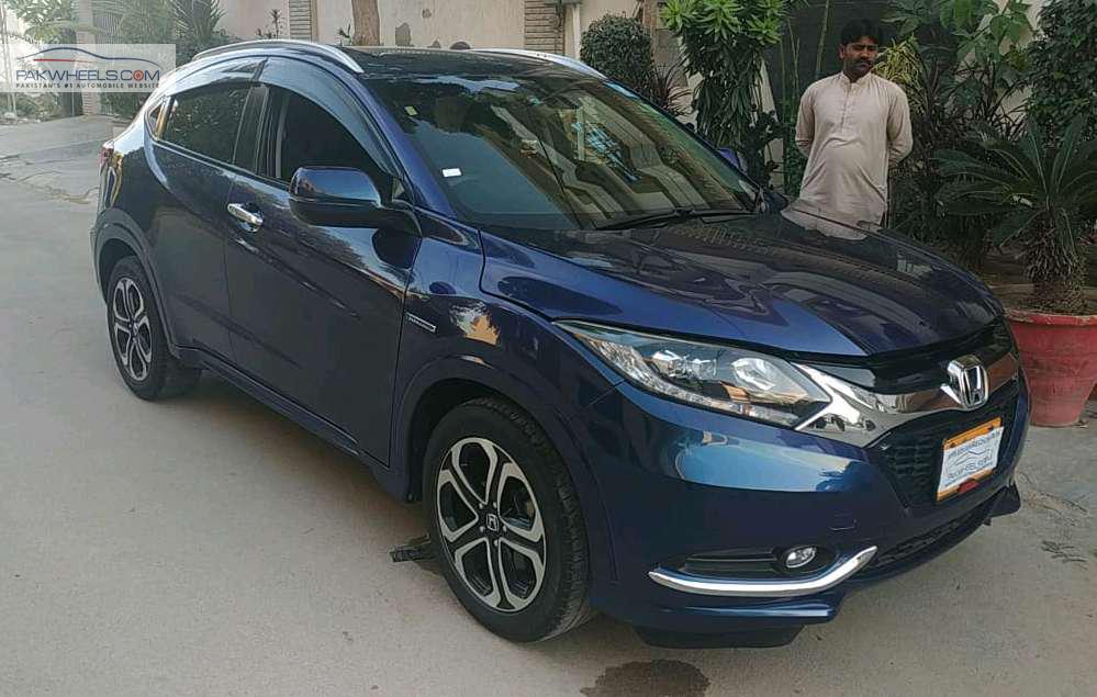 Honda Vezel 2014 for Sale in Karachi Honda Vezel 2014 for Sale in Karachi Image-2