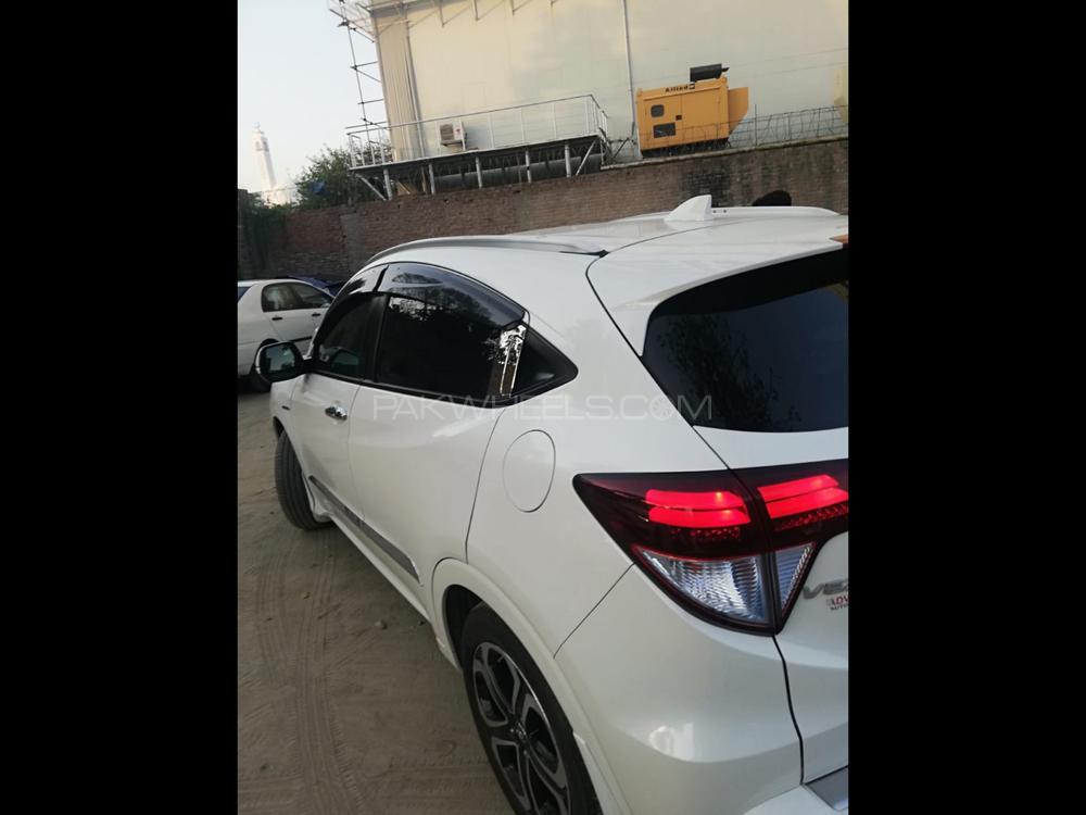 Honda Vezel 2015 for Sale in Islamabad Honda Vezel 2015 for Sale in Islamabad Image-8