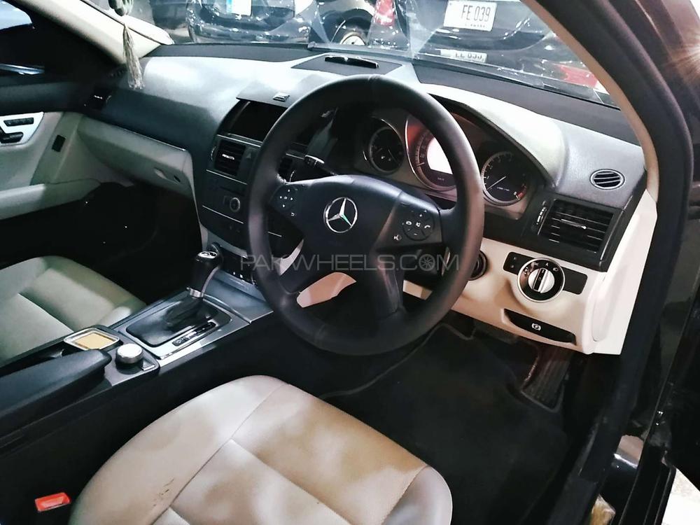 Mercedes Benz C Class 2010 for Sale in Rawalpindi Mercedes Benz C Class 2010 for Sale in Rawalpindi Image-6