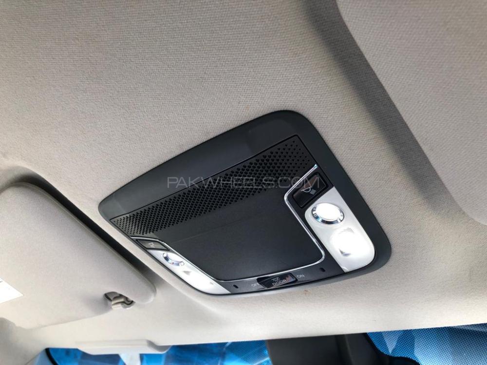 Honda Vezel 2014 for Sale in Islamabad Honda Vezel 2014 for Sale in Islamabad Image-6