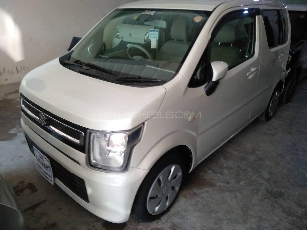 Suzuki Wagon R 2017 for Sale in Bahawalpur Suzuki Wagon R 2017 for Sale in Bahawalpur Image-2