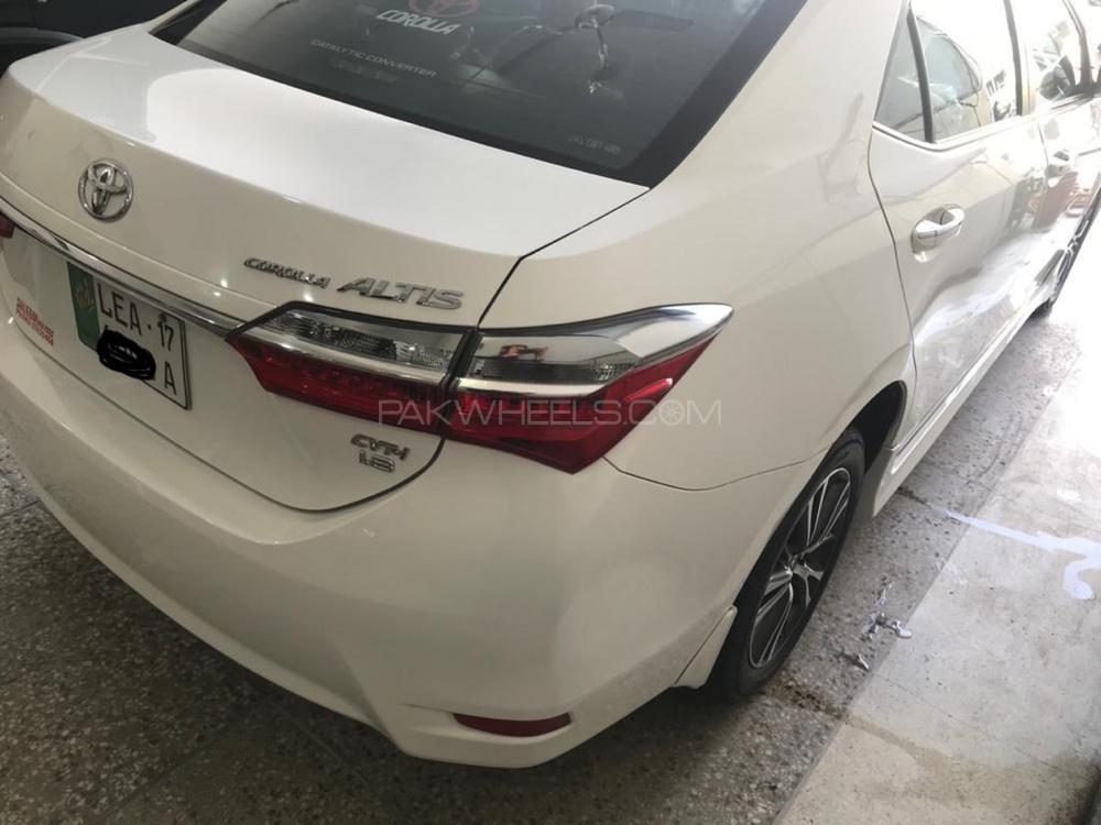 Toyota Corolla 2017 for Sale in Lahore Toyota Corolla 2017 for Sale in Lahore Image-4