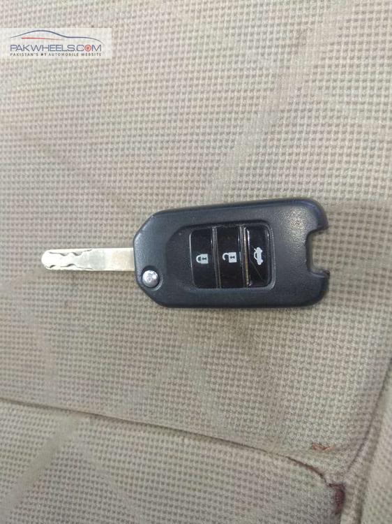 Honda Civic 2014 for Sale in Lahore Honda Civic 2014 for Sale in Lahore Image-14
