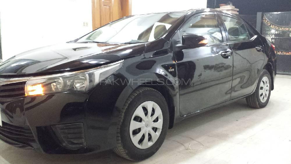 Toyota Corolla 2015 for Sale in Lahore Toyota Corolla 2015 for Sale in Lahore Image-5