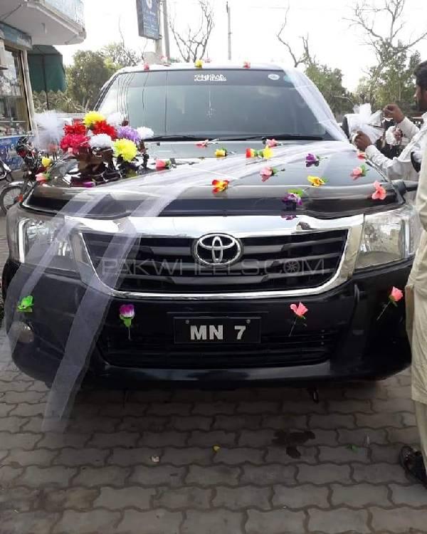 Toyota Hilux 2013 for Sale in Taunsa sharif Image-1
