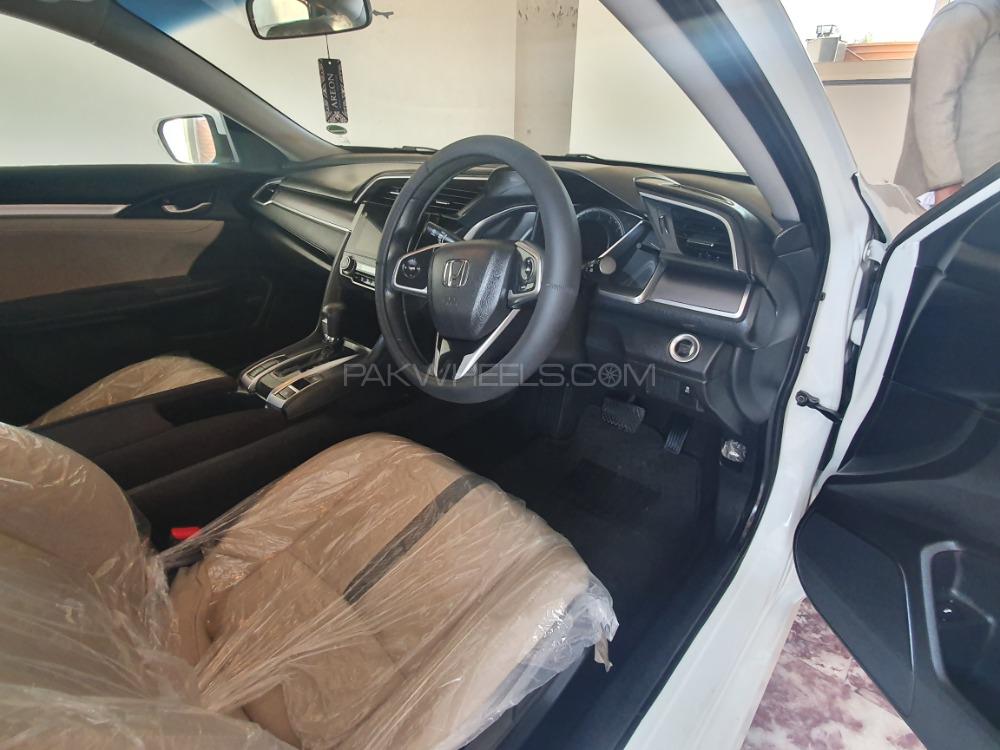 Honda Civic 2018 for Sale in Sargodha Honda Civic 2018 for Sale in Sargodha Image-6