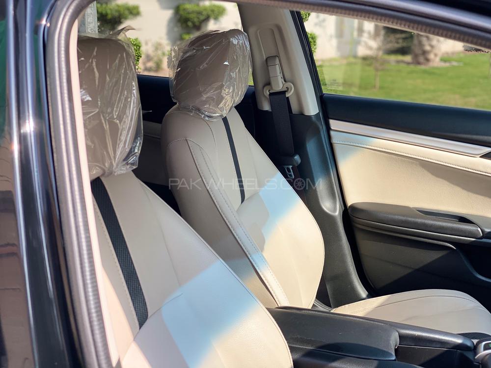 Honda Civic 2016 for Sale in Lahore Honda Civic 2016 for Sale in Lahore Image-9