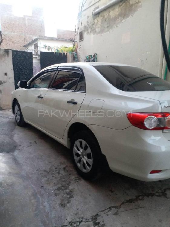 ٹویوٹا کرولا 2013 for Sale in پشاور ٹویوٹا کرولا 2013 for Sale in پشاور Image-3