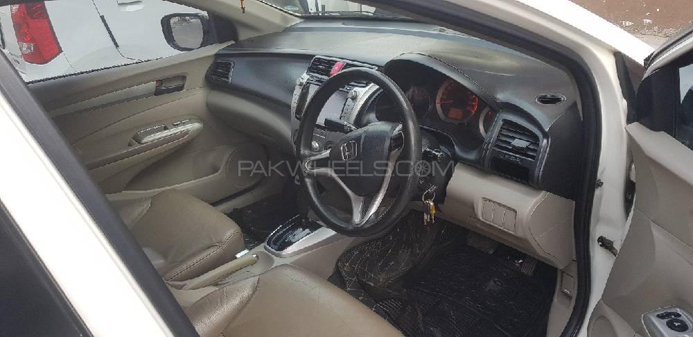 Honda City 2014 for Sale in Lahore Honda City 2014 for Sale in Lahore Image-14