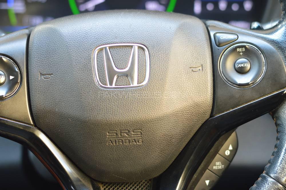 Honda Vezel 2015 for Sale in Karachi Honda Vezel 2015 for Sale in Karachi Image-5