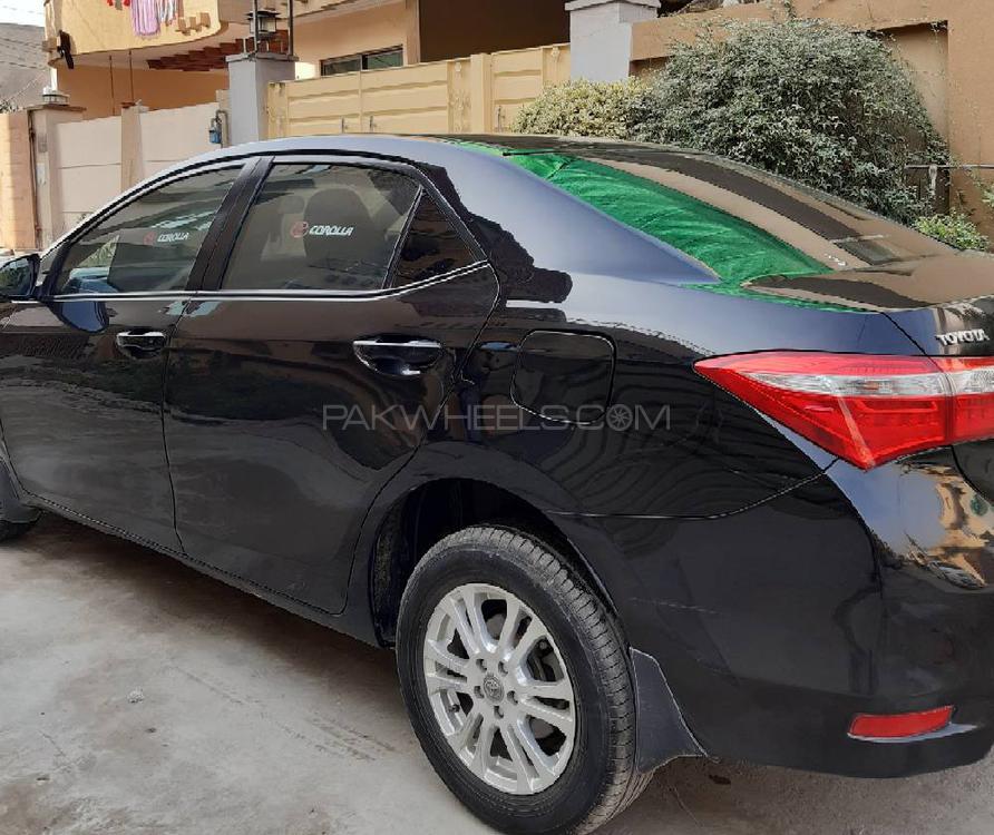 Toyota Corolla 2014 for Sale in Lahore Toyota Corolla 2014 for Sale in Lahore Image-4
