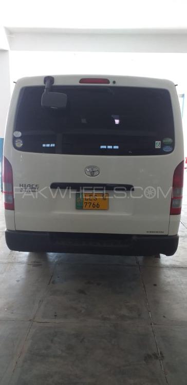 Toyota Hiace 2012 for Sale in Attock Toyota Hiace 2012 for Sale in Attock Image-3