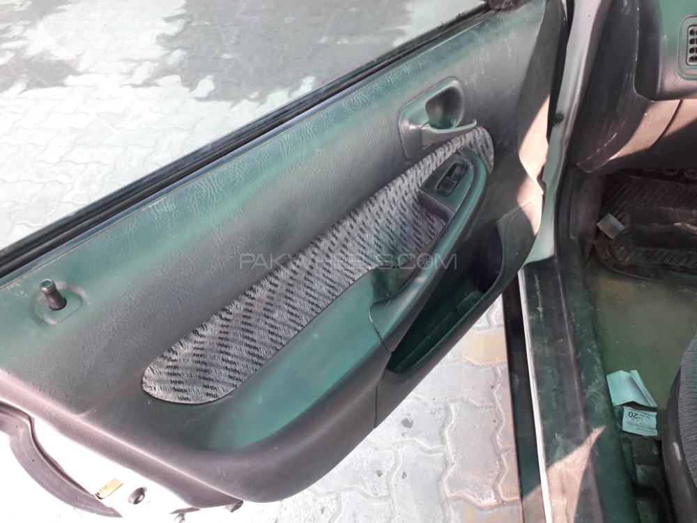 ہونڈا سوک 2000 for Sale in بنوں ہونڈا سوک 2000 for Sale in بنوں Image-4