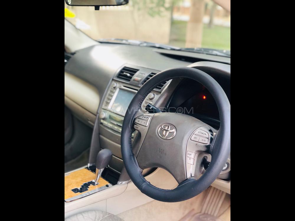 Toyota Camry 2007 for Sale in Lahore Toyota Camry 2007 for Sale in Lahore Image-11