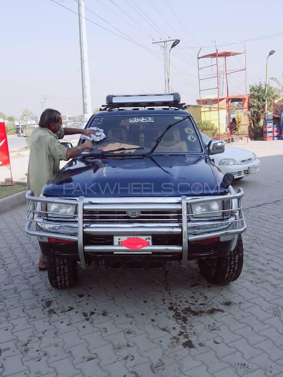 Toyota Surf 1992 for Sale in Peshawar Image-1