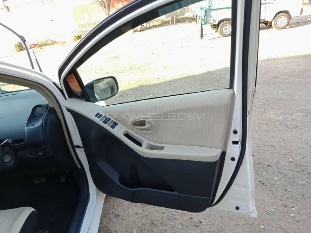 Toyota Vitz 2006 for Sale in Kohat Toyota Vitz 2006 for Sale in Kohat Image-7