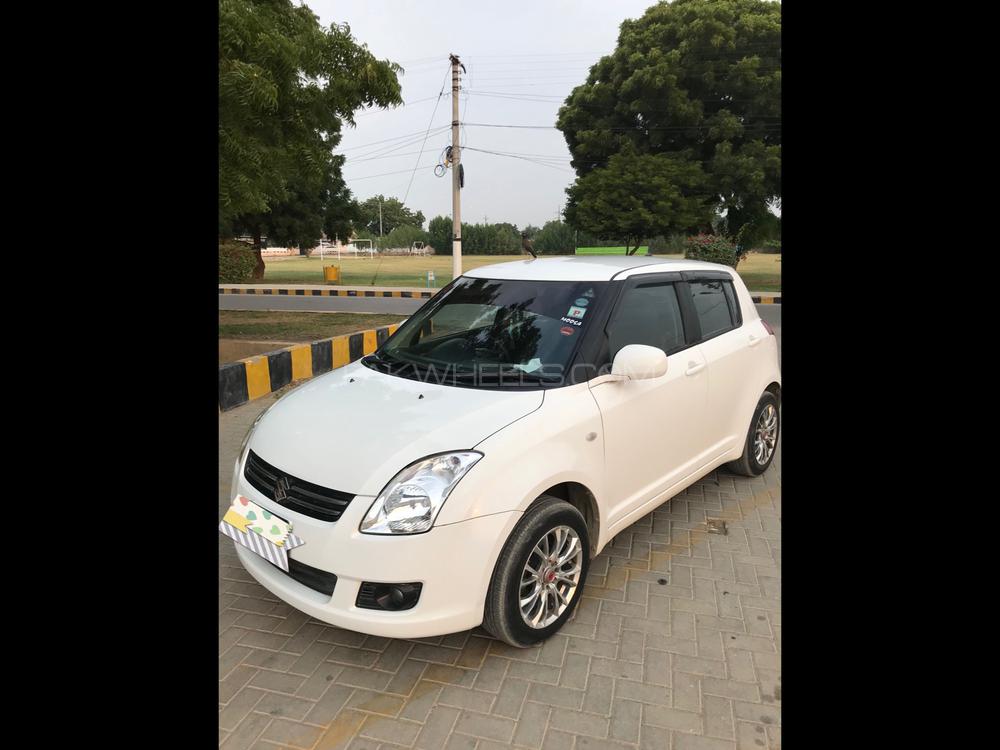 سوزوکی سوئفٹ 2012 for Sale in کراچی سوزوکی سوئفٹ 2012 for Sale in کراچی Image-2