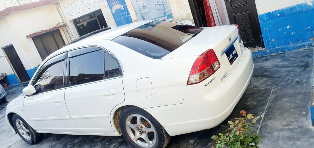 Honda Civic 2005 for Sale in Haripur Honda Civic 2005 for Sale in Haripur Image-5