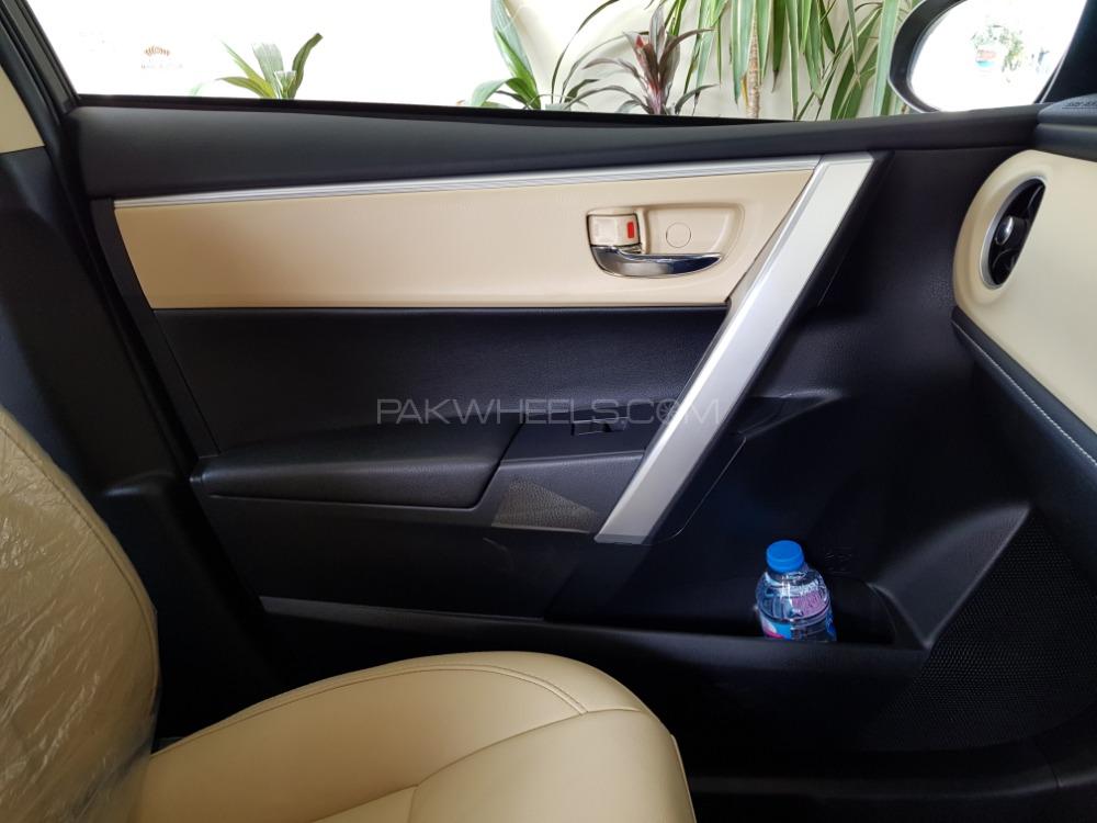 Toyota Corolla 2019 for Sale in Rawalpindi Toyota Corolla 2019 for Sale in Rawalpindi Image-4