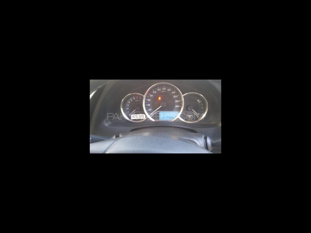 Toyota Corolla 2018 for Sale in Lahore Toyota Corolla 2018 for Sale in Lahore Image-6