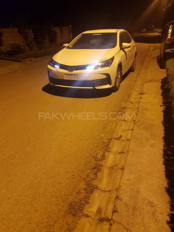 ٹویوٹا کرولا 2017 for Sale in سوات ٹویوٹا کرولا 2017 for Sale in سوات Image-2