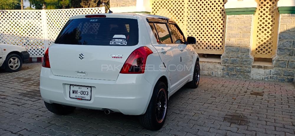 سوزوکی سوئفٹ 2012 for Sale in کوہاٹ سوزوکی سوئفٹ 2012 for Sale in کوہاٹ Image-2