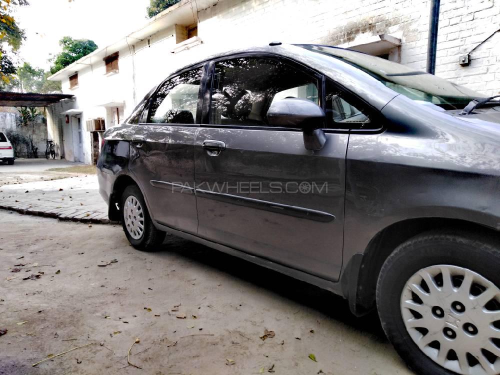 ہونڈا سٹی 2005 for Sale in لاہور ہونڈا سٹی 2005 for Sale in لاہور Image-10