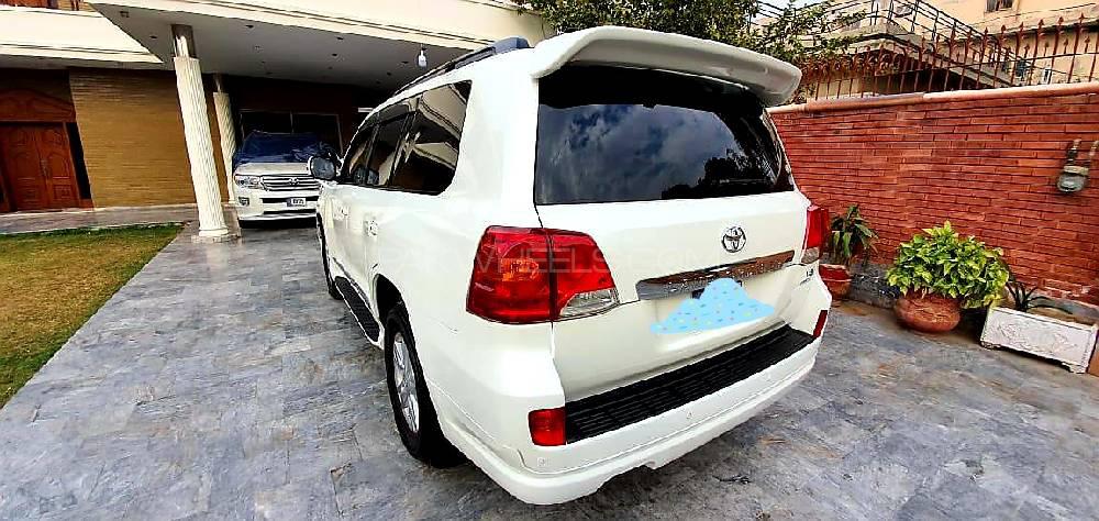 Toyota Land Cruiser 2012 for Sale in Lahore Toyota Land Cruiser 2012 for Sale in Lahore Image-3