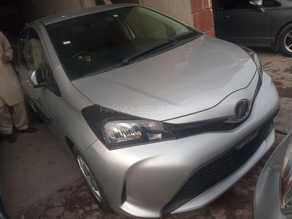 Toyota Vitz 2016 for Sale in Faisalabad Image-1