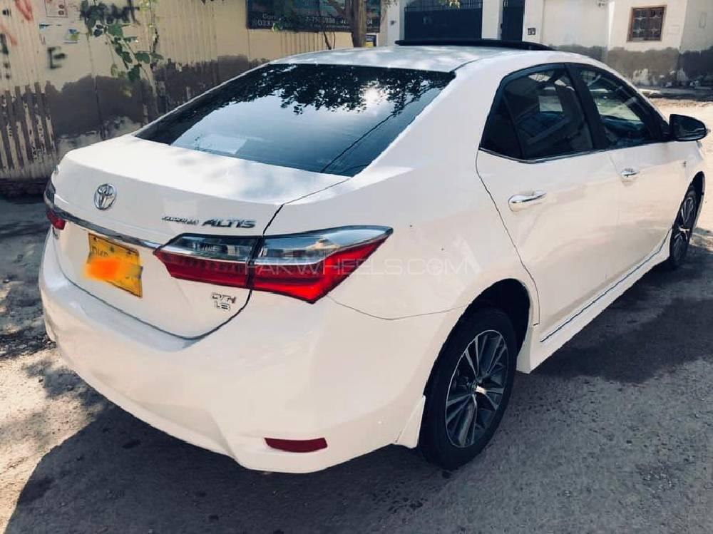 Toyota Corolla 2018 for Sale in Hyderabad Toyota Corolla 2018 for Sale in Hyderabad Image-9