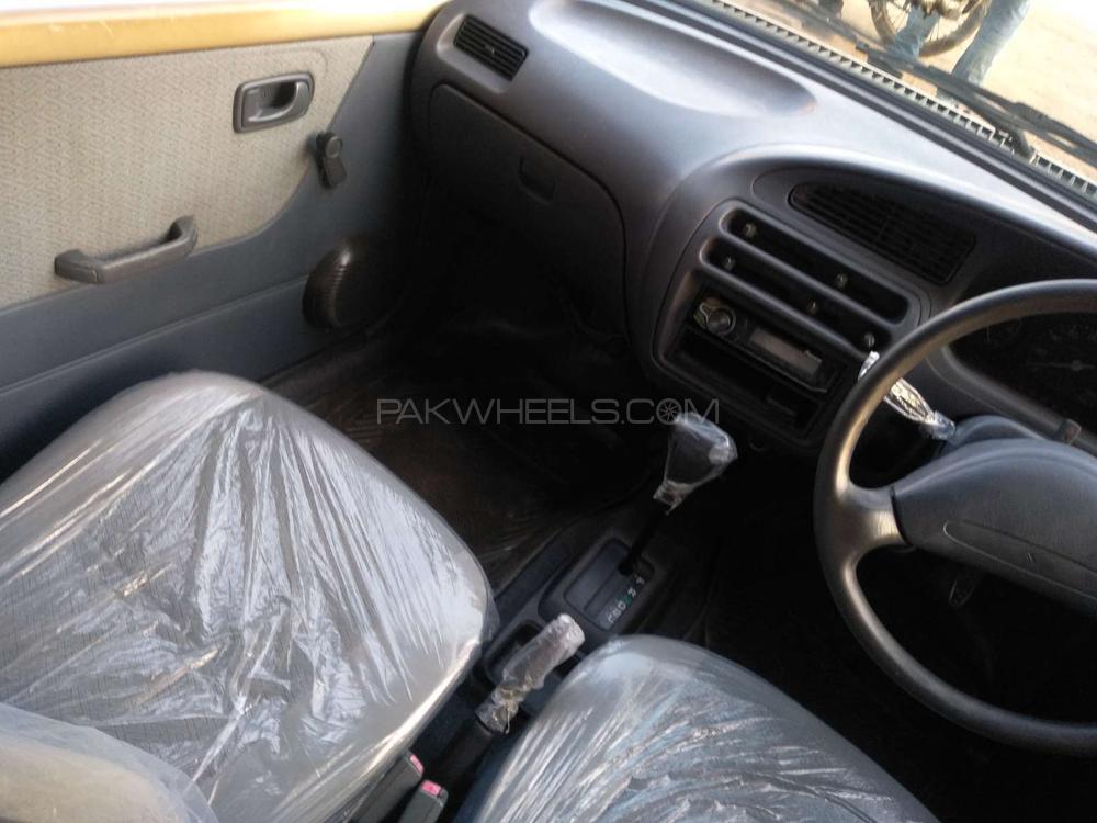 ڈائیہاتسو کیور 2010 for Sale in کراچی ڈائیہاتسو کیور 2010 for Sale in کراچی Image-14