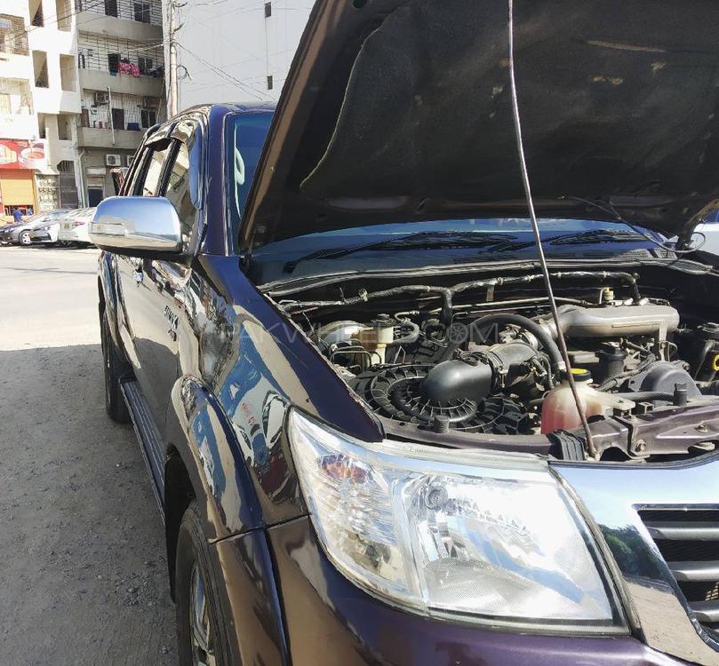 Toyota Hilux 2012 for Sale in Karachi Toyota Hilux 2012 for Sale in Karachi Image-12
