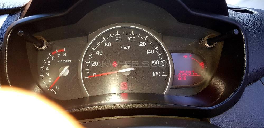 Suzuki Cultus 2017 for Sale in Faisalabad Suzuki Cultus 2017 for Sale in Faisalabad Image-2