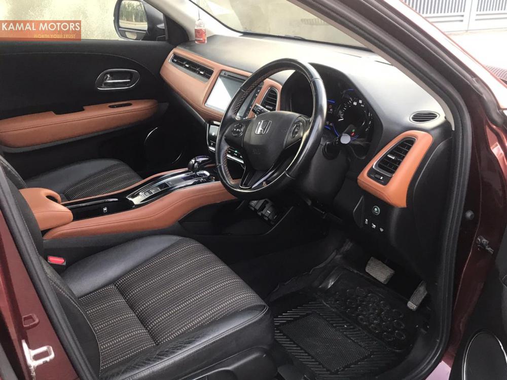 Honda Vezel 2015 for Sale in Karachi Honda Vezel 2015 for Sale in Karachi Image-8