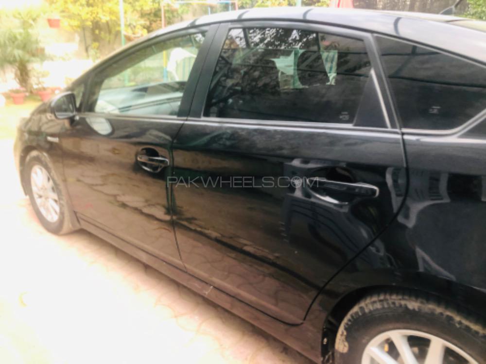 Toyota Prius 2013 for Sale in Rawalpindi Toyota Prius 2013 for Sale in Rawalpindi Image-9