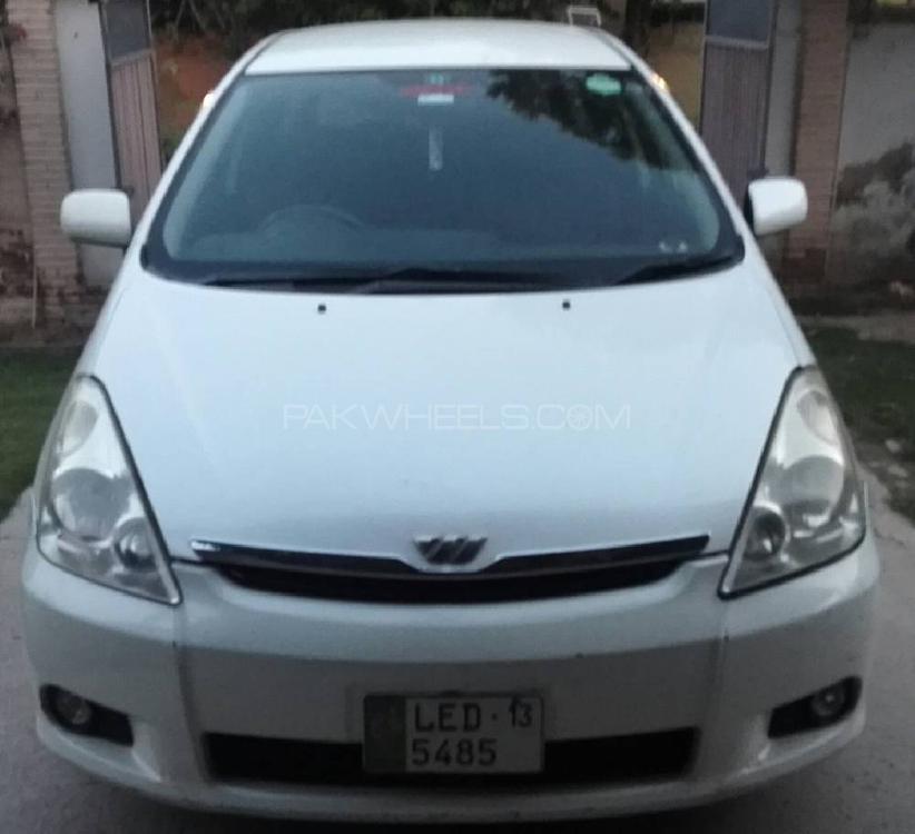 Toyota Wish 2013 for Sale in Lahore Image-1
