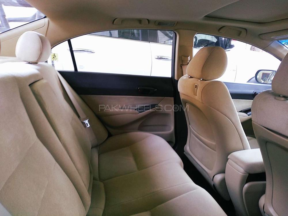 Honda Civic 2009 for Sale in Rawalpindi Honda Civic 2009 for Sale in Rawalpindi Image-12