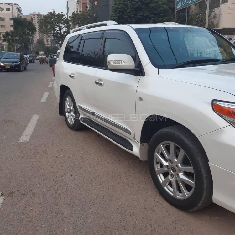 Toyota Land Cruiser 2007 for Sale in Karachi Toyota Land Cruiser 2007 for Sale in Karachi Image-2