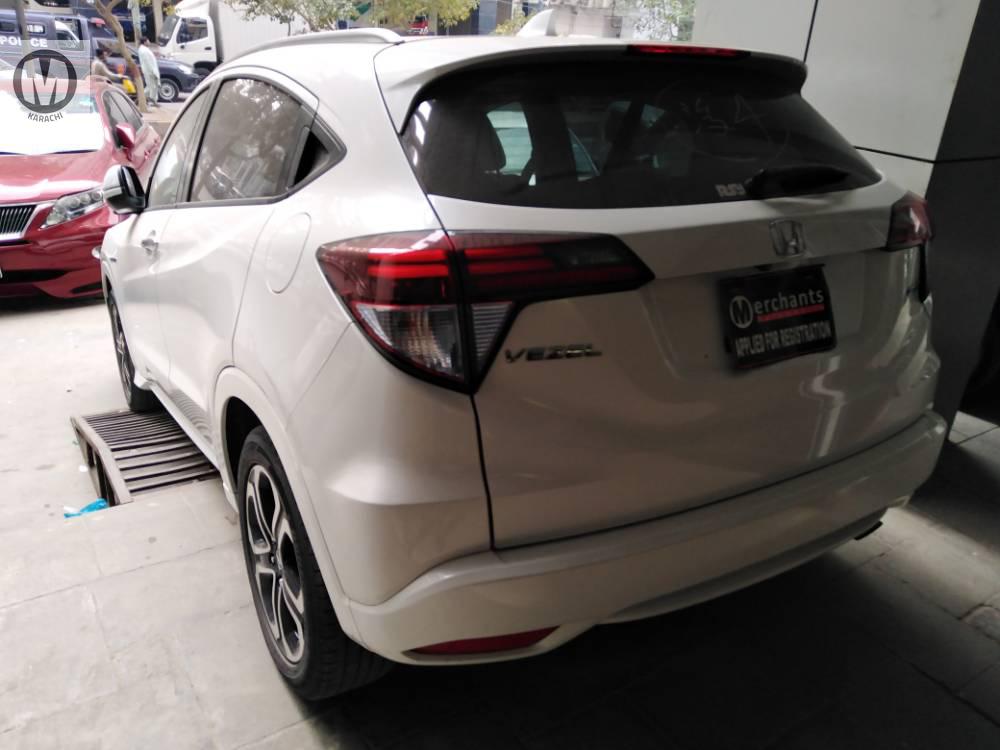 Honda Vezel 2014 for Sale in Karachi Honda Vezel 2014 for Sale in Karachi Image-16