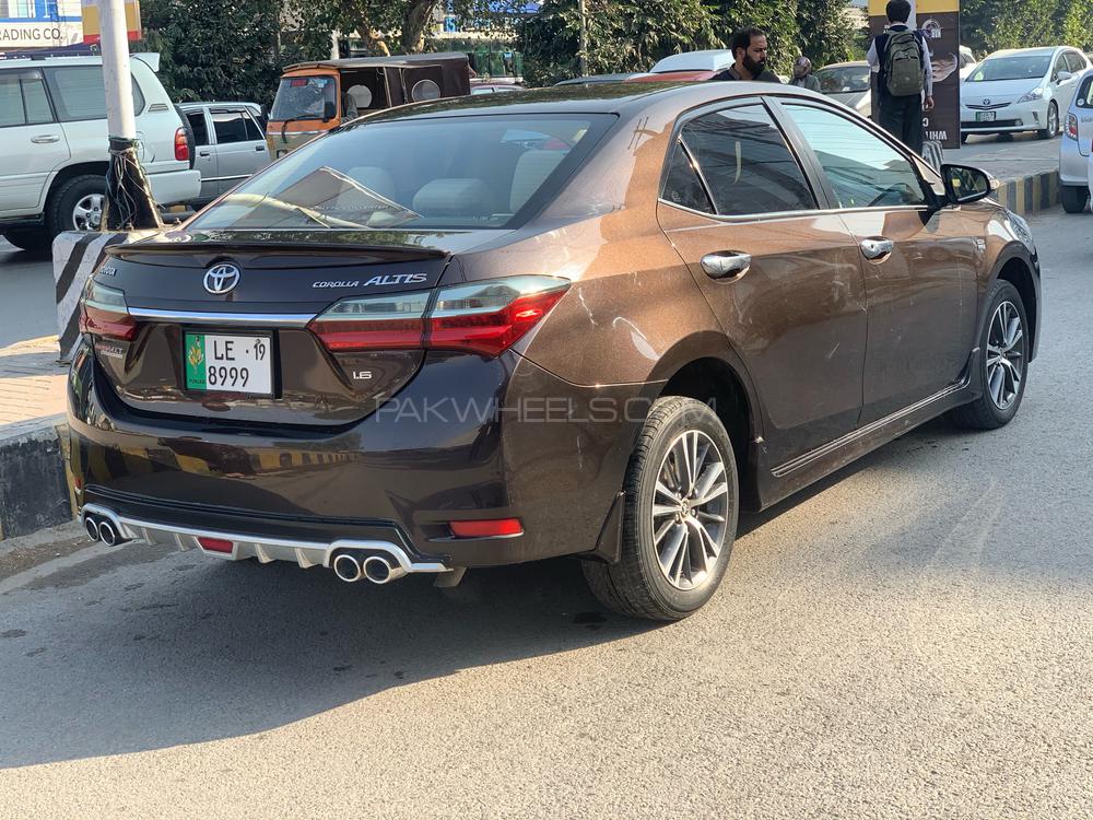 Toyota Corolla 2018 for Sale in Lahore Toyota Corolla 2018 for Sale in Lahore Image-5